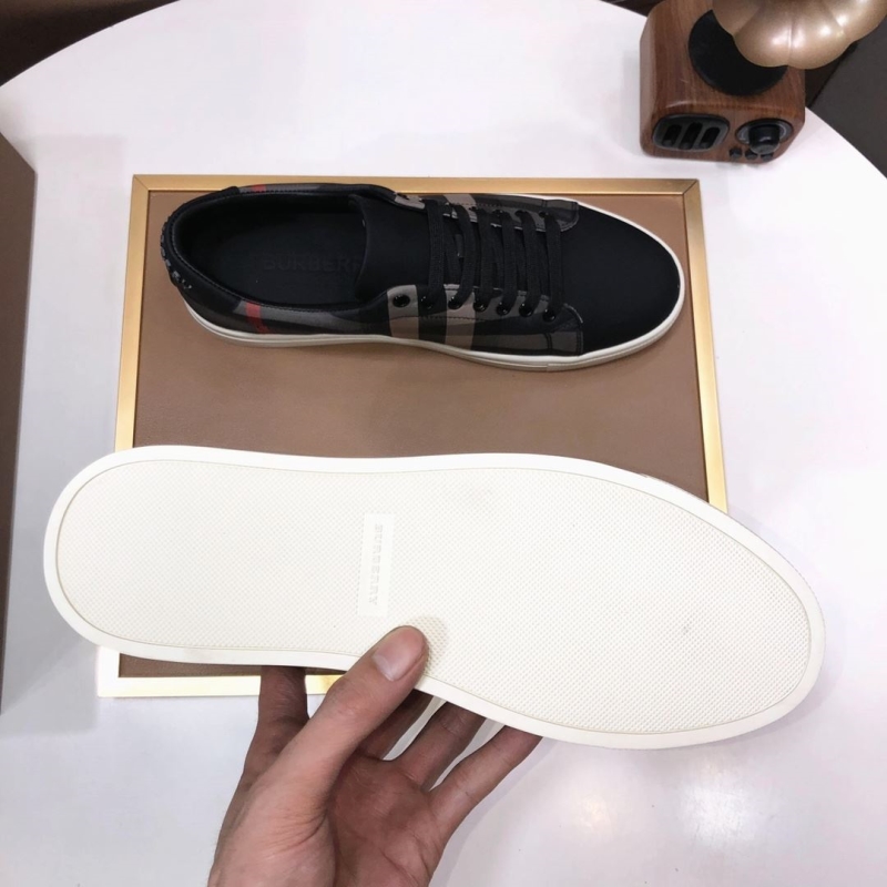 Burberry Sneakers